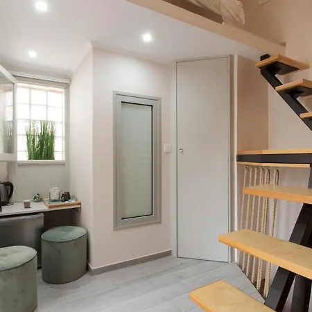Mitos Cozy Rooms-3