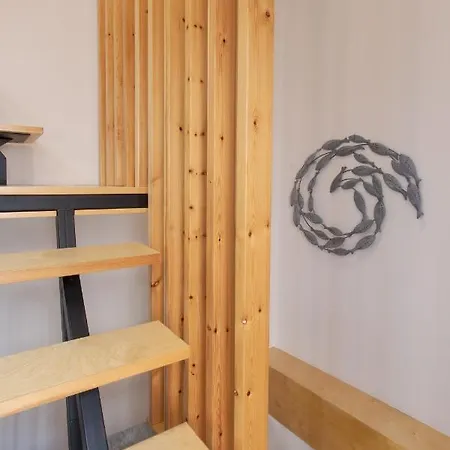Mitos Cozy Rooms-2