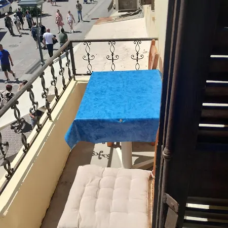 Stelios Rooms To Rent-3